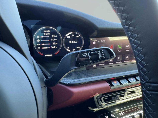 Used 2024 Porsche 911 Carrera GTS image 29