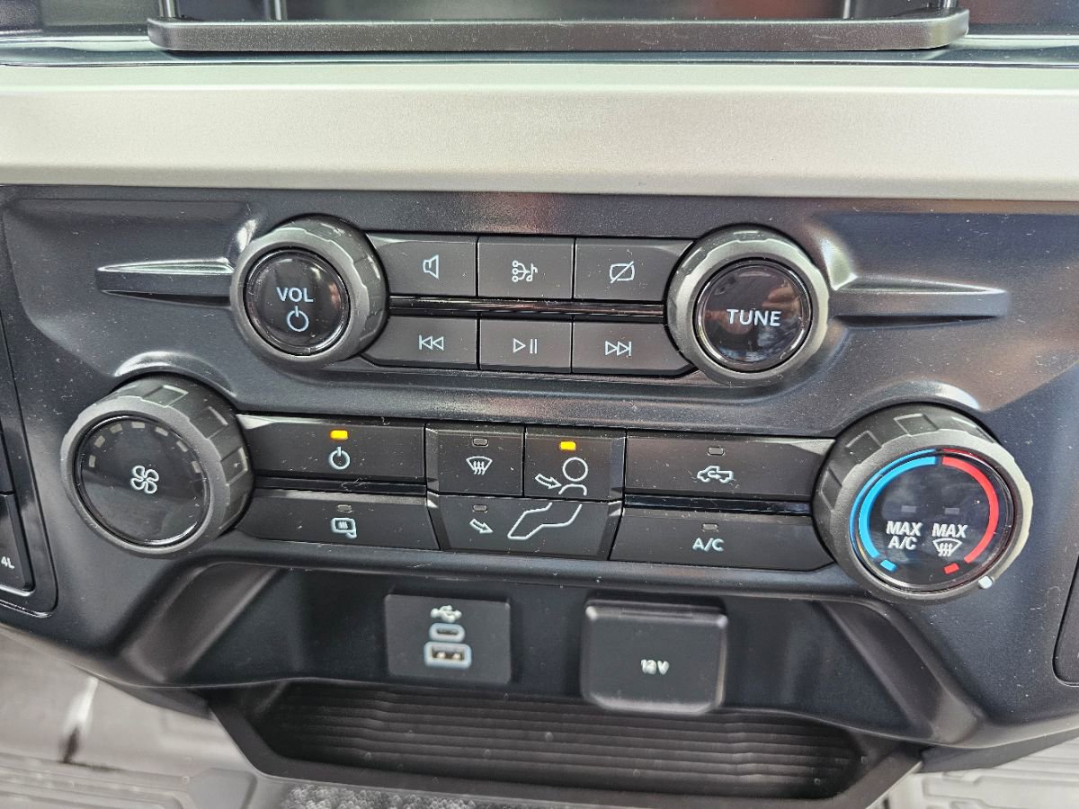 Used 2023 Ford F350 XLT w/ FX4 Off-Road Package image 8