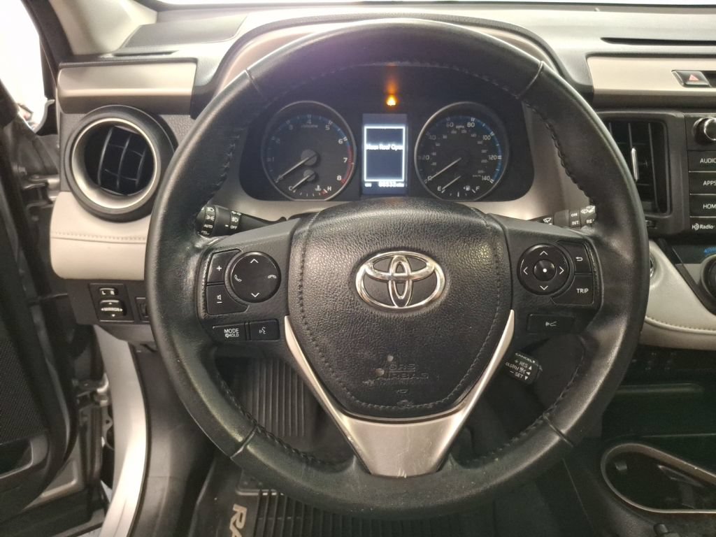Used 2018 Toyota RAV4 XLE w/ Plus Extra Value Package AWD/4WD image 19