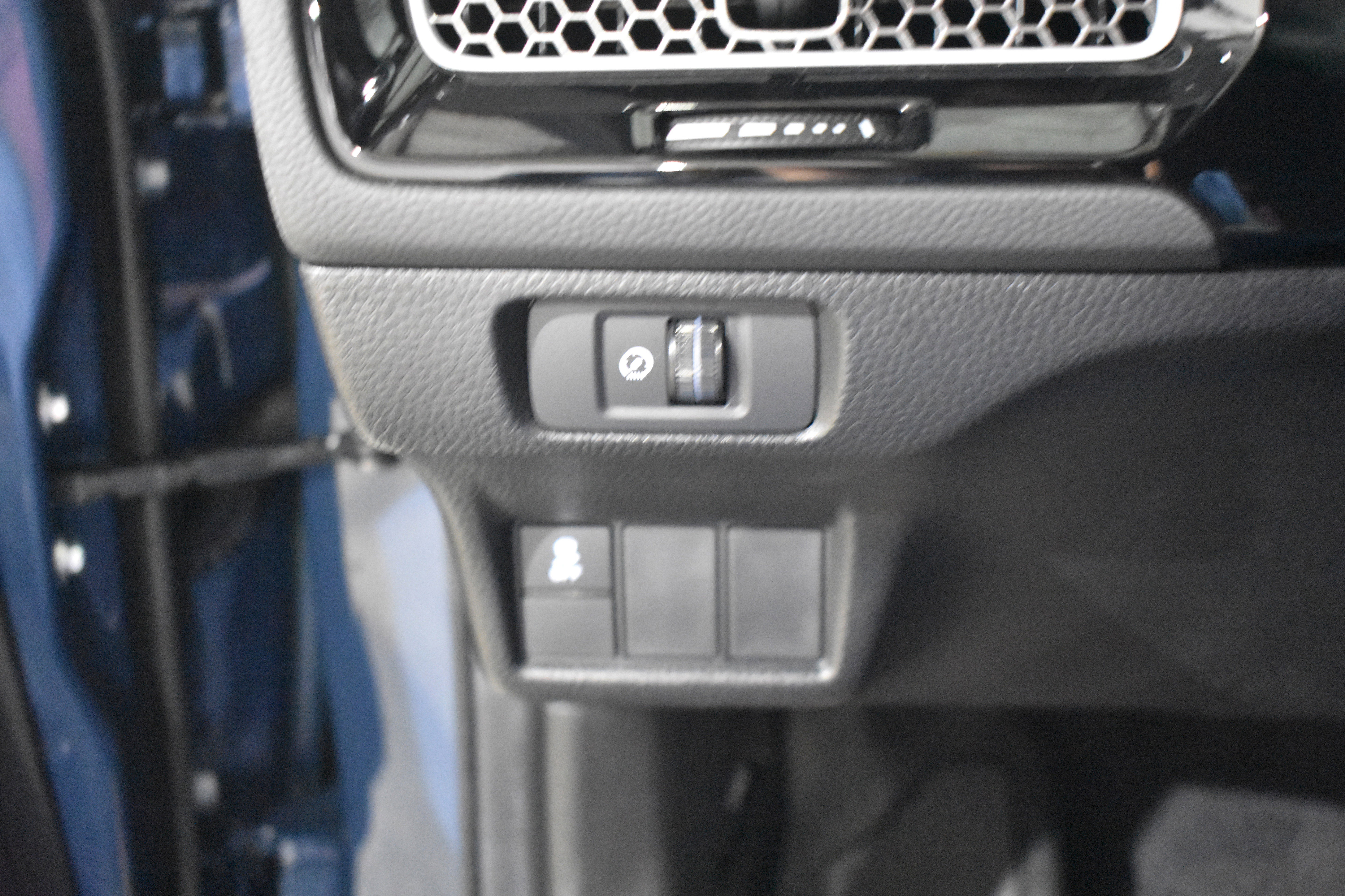 Used 2025 Honda Civic Sport image 16