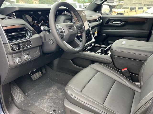 New 2026 GMC Yukon XL Denali w/ Sun & Power Step Package image 9
