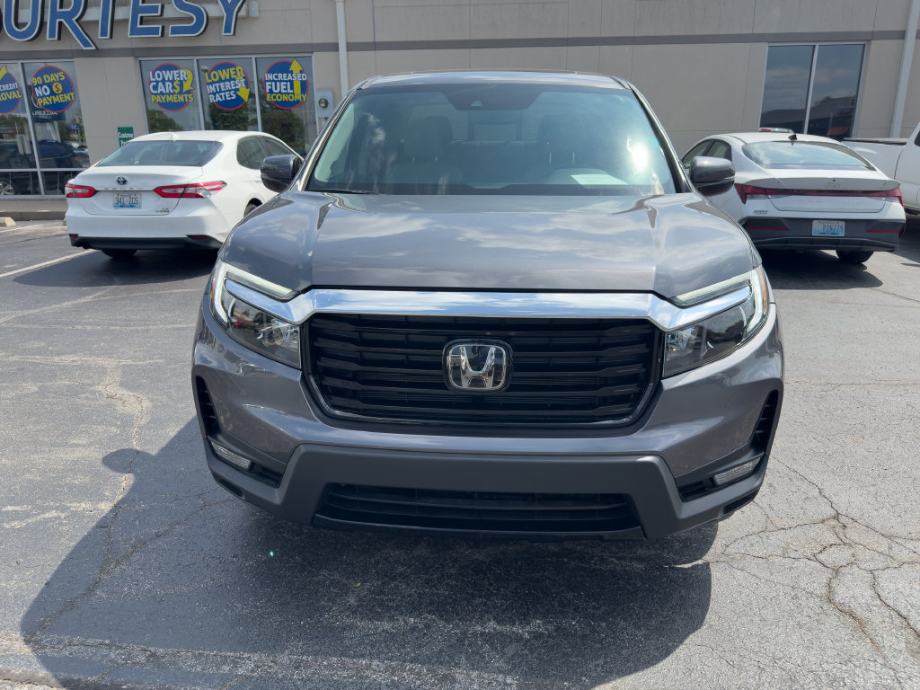 Used 2023 Honda Ridgeline RTL-E image 2
