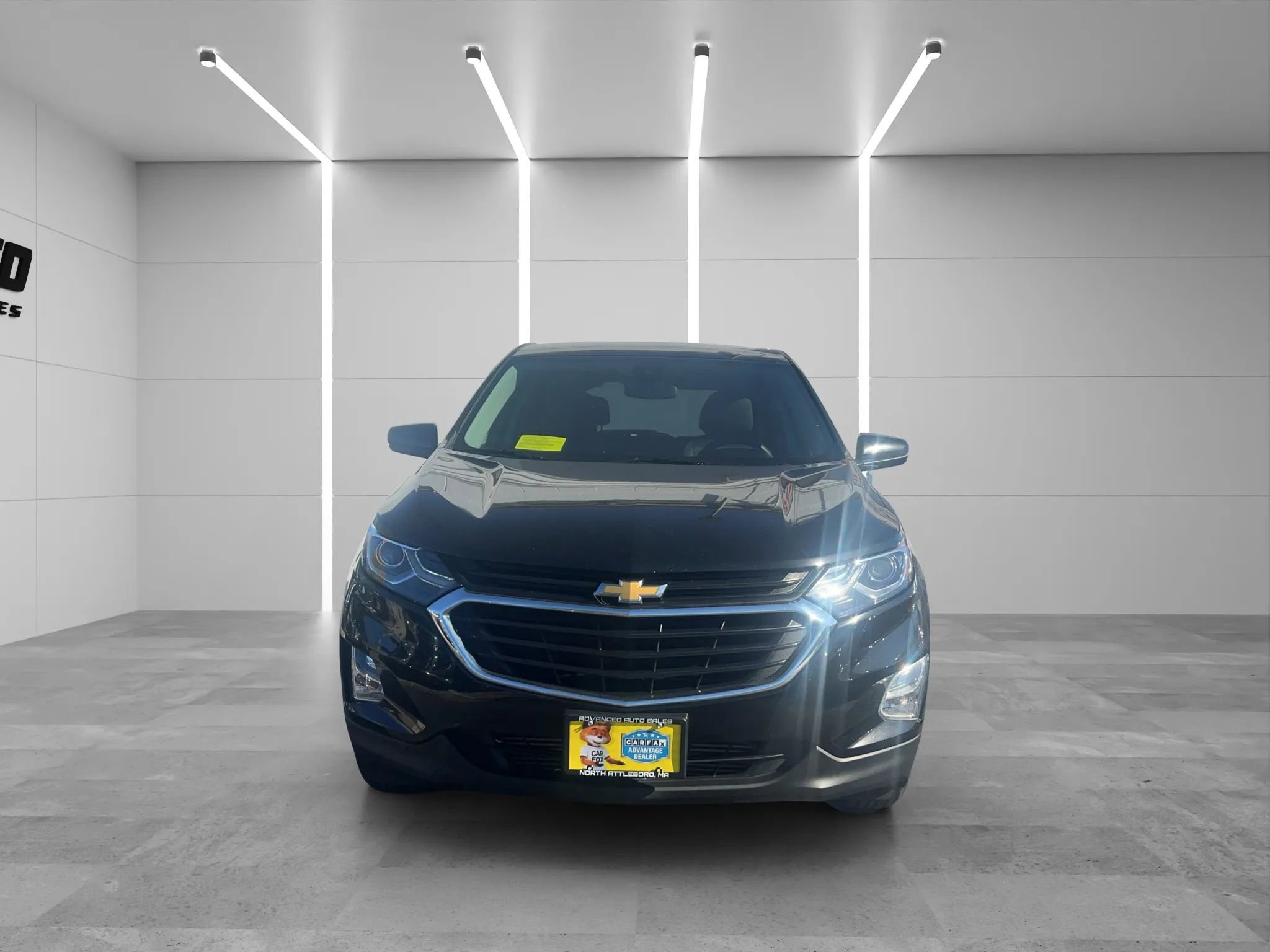 Used 2021 Chevrolet Equinox LT image 2