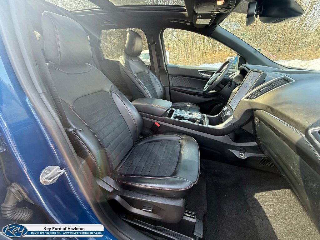 Used 2023 Ford Edge ST-Line w/ Cargo Accessory Package image 34