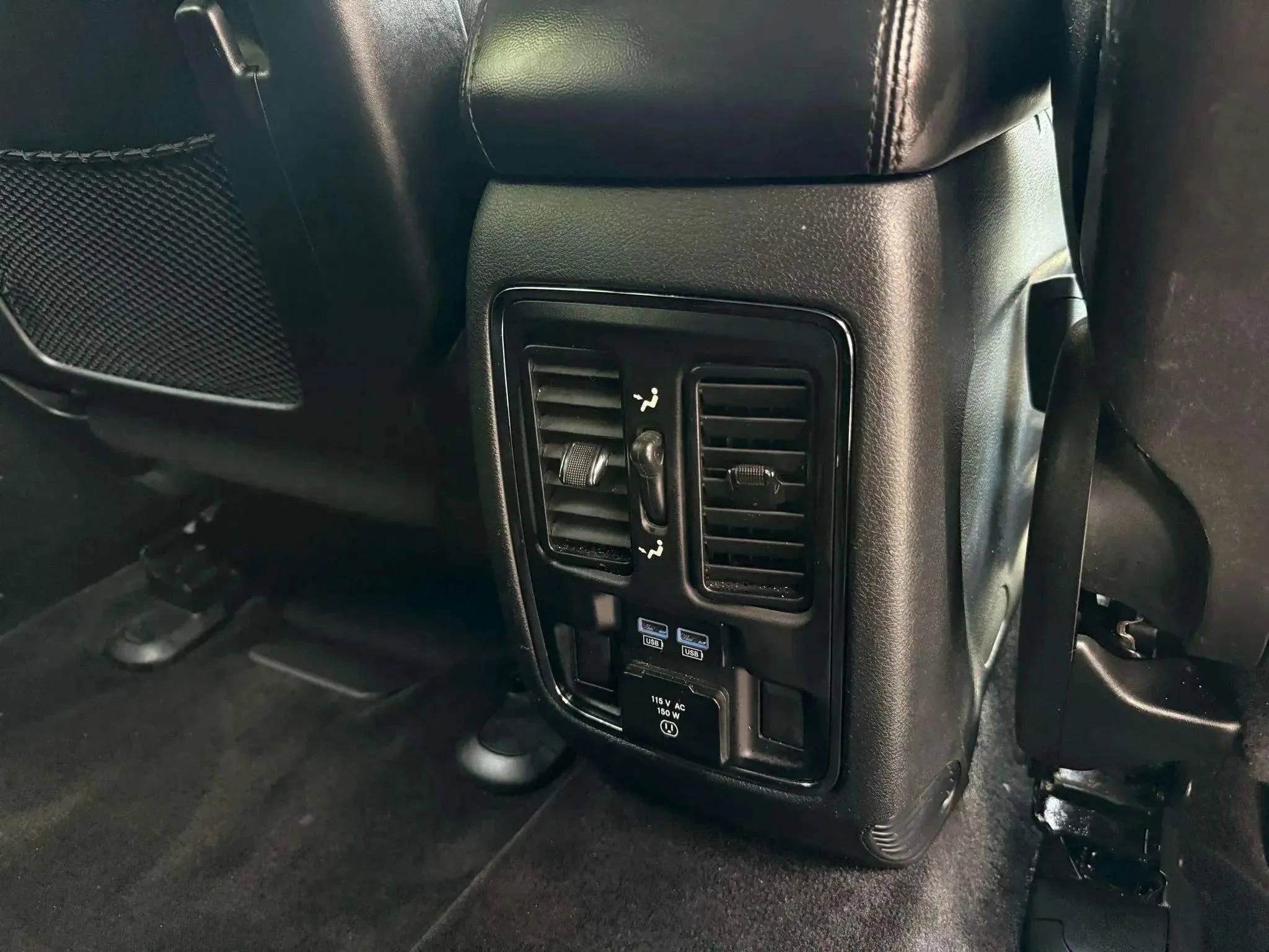 Used 2019 Jeep Grand Cherokee Limited image 13