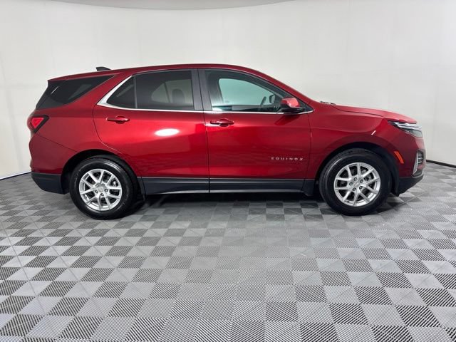 Used 2024 Chevrolet Equinox LT AWD/4WD image 5