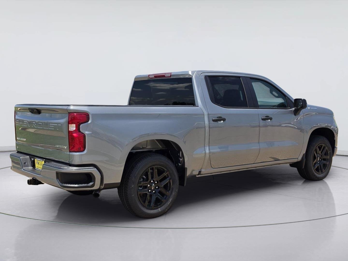 New 2026 Chevrolet Silverado 1500 Custom RWD image 4