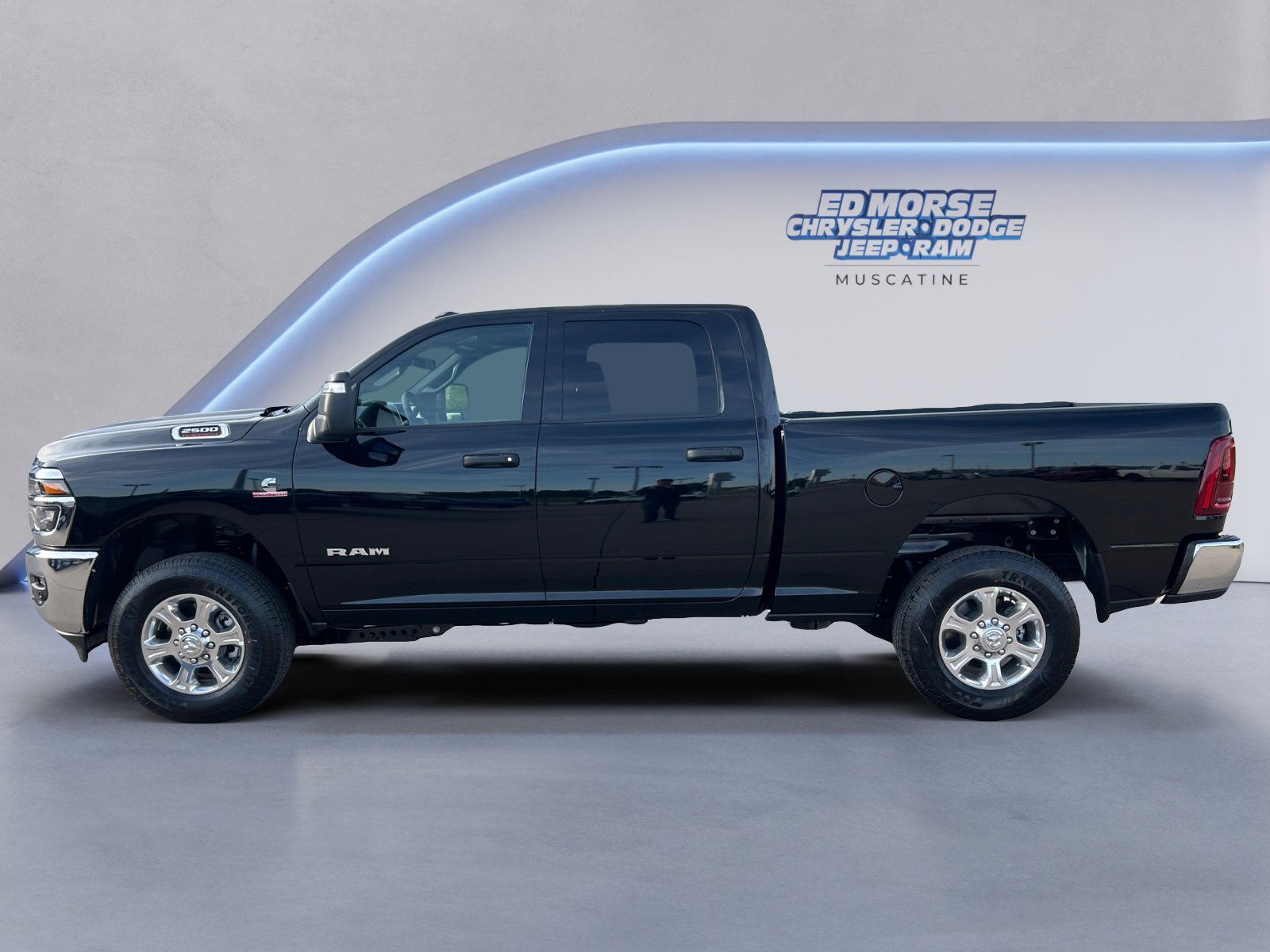 New 2026 RAM 2500 Big Horn AWD/4WD image 2