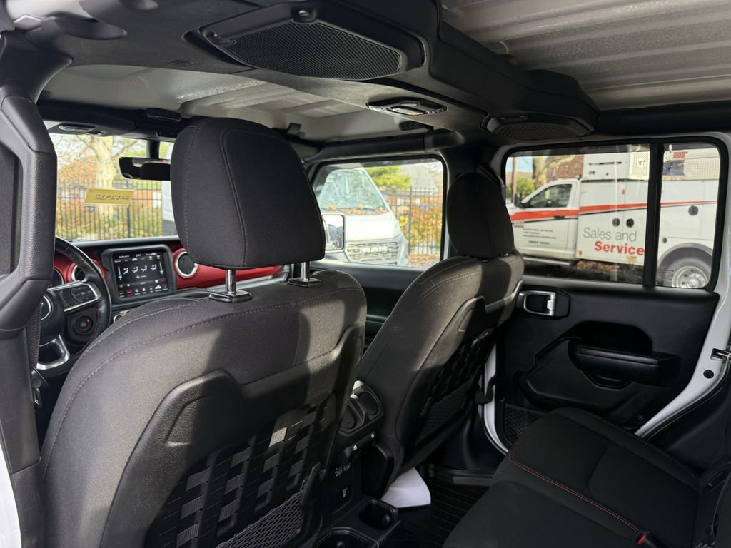 Used 2022 Jeep Gladiator Rubicon w/ Cold Weather Group image 27