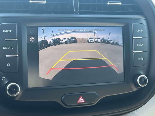 Used 2023 Kia Soul LX w/ LX Technology Package FWD image 31