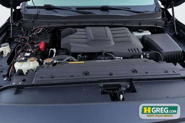 Used 2022 Nissan Titan SV RWD image 14