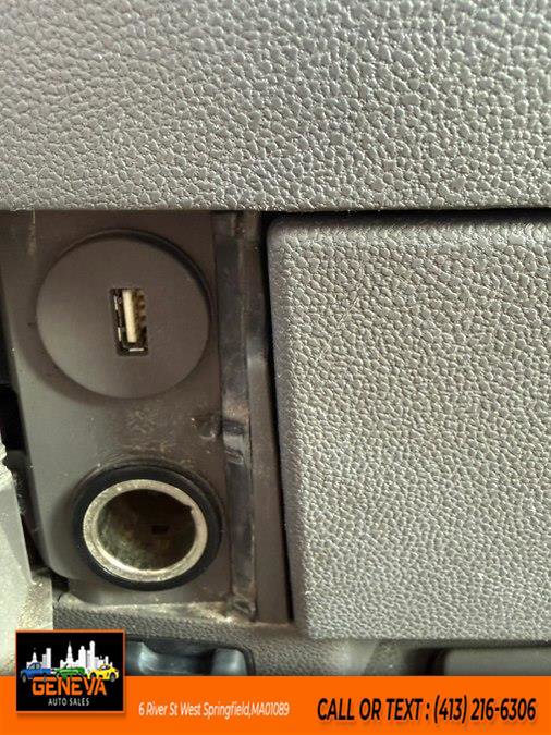 Used 2014 Honda Odyssey LX image 22