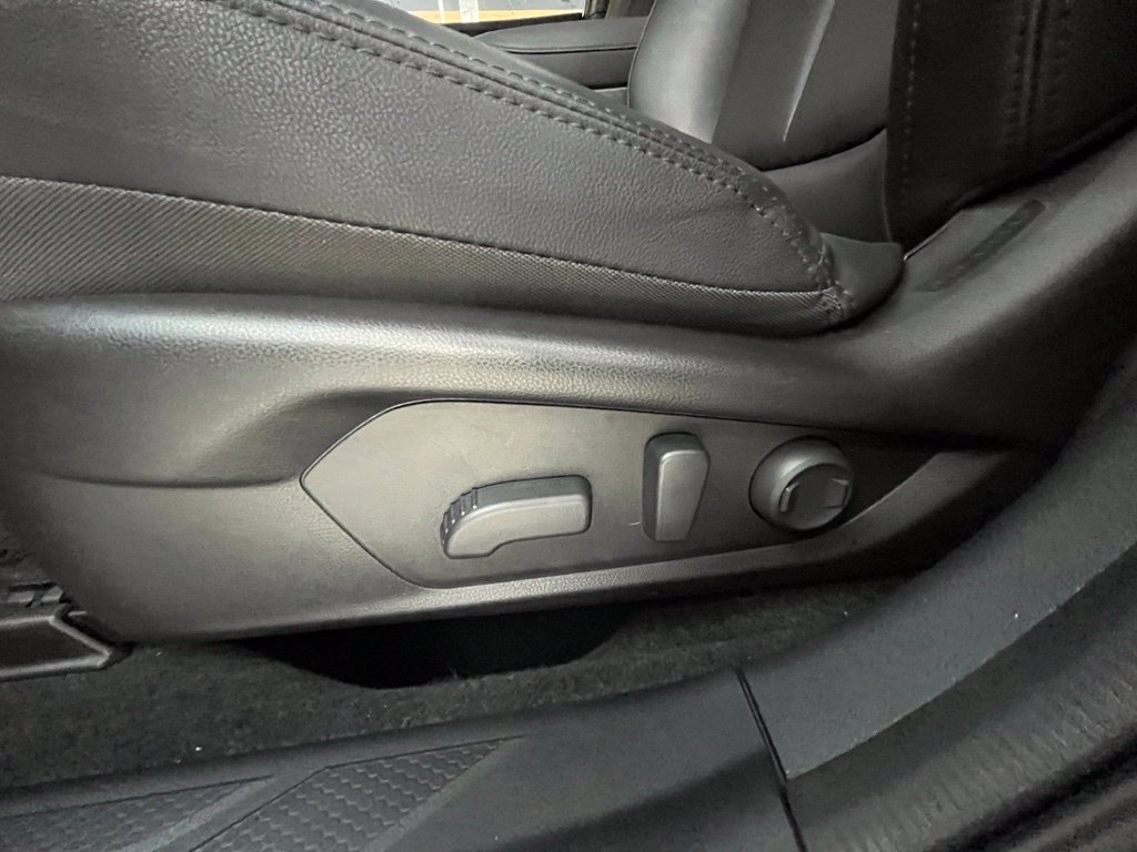 Used 2026 Subaru Outback Premium AWD/4WD image 37