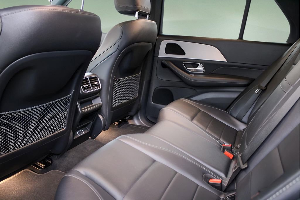 Used 2024 Mercedes-Benz GLE 350 4MATIC image 18