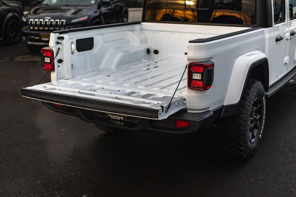 New 2026 Jeep Gladiator Sport AWD/4WD image 9