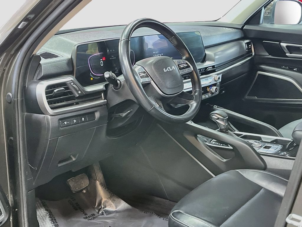 Used 2023 Kia Telluride S AWD/4WD image 9