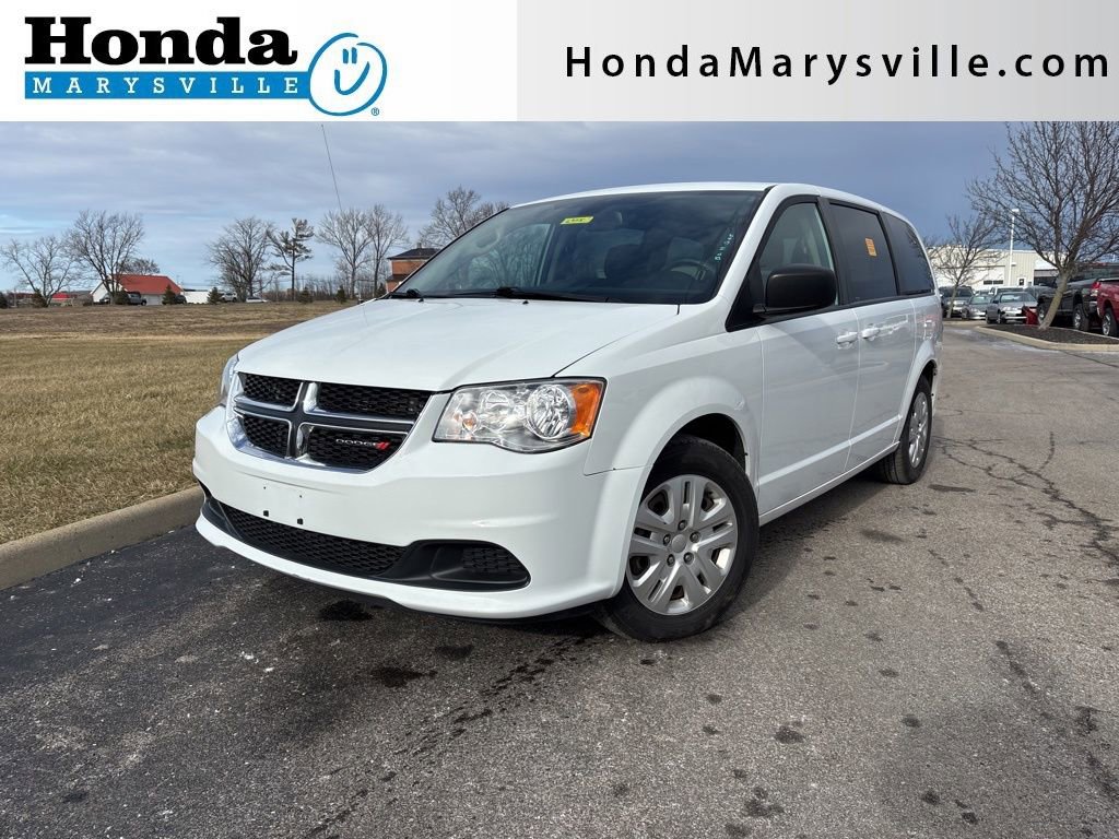 Used 2018 Dodge Grand Caravan SE w/ UConnect Hands-Free Group