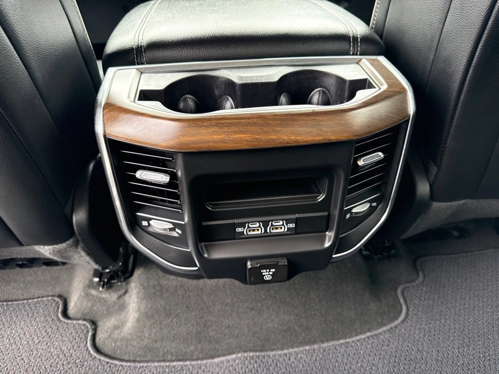 Used 2022 RAM 1500 Laramie AWD/4WD image 21