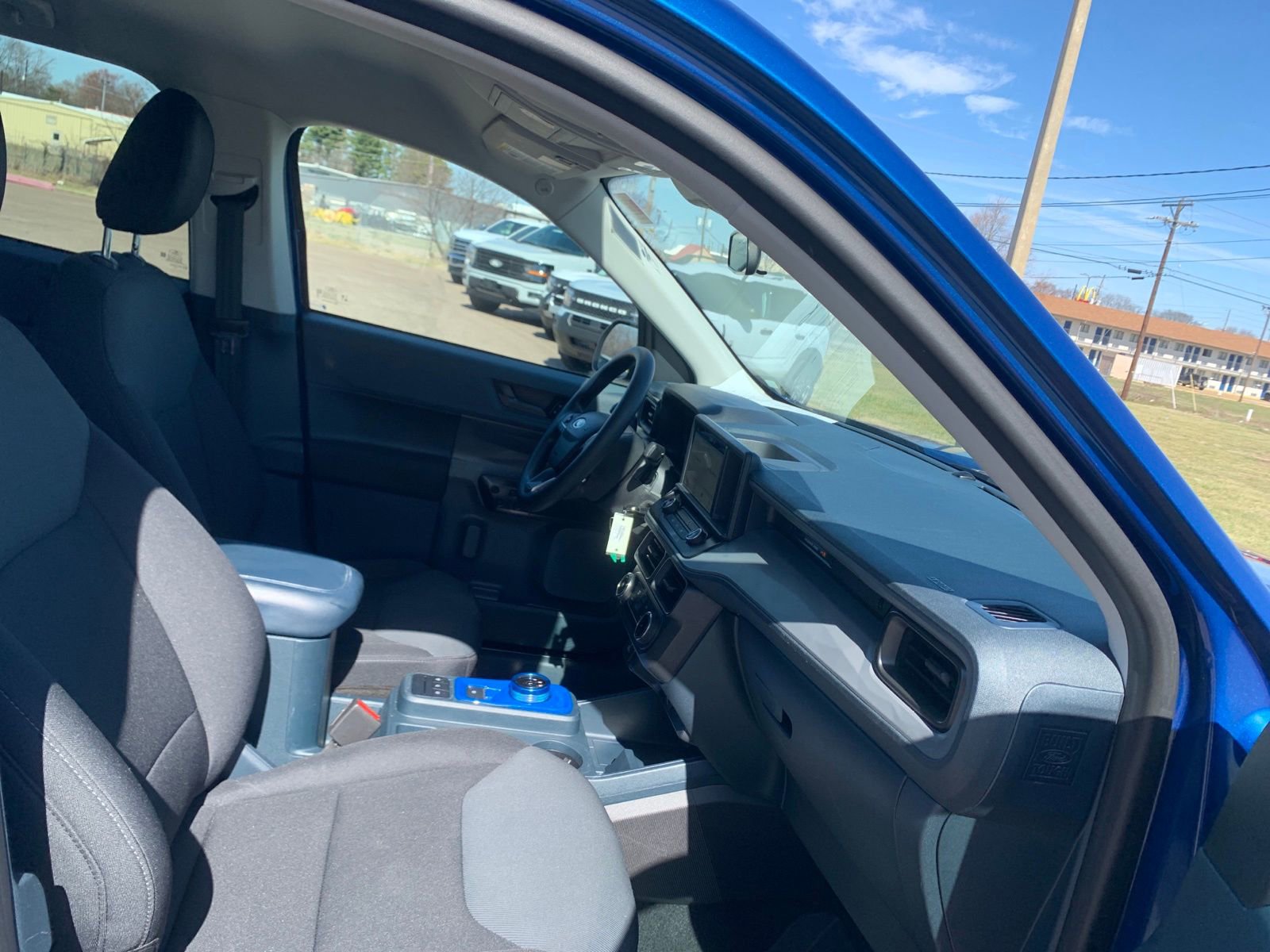 Used 2023 Ford Maverick XL image 28