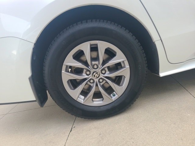 Used 2023 Toyota Sienna XLE image 10