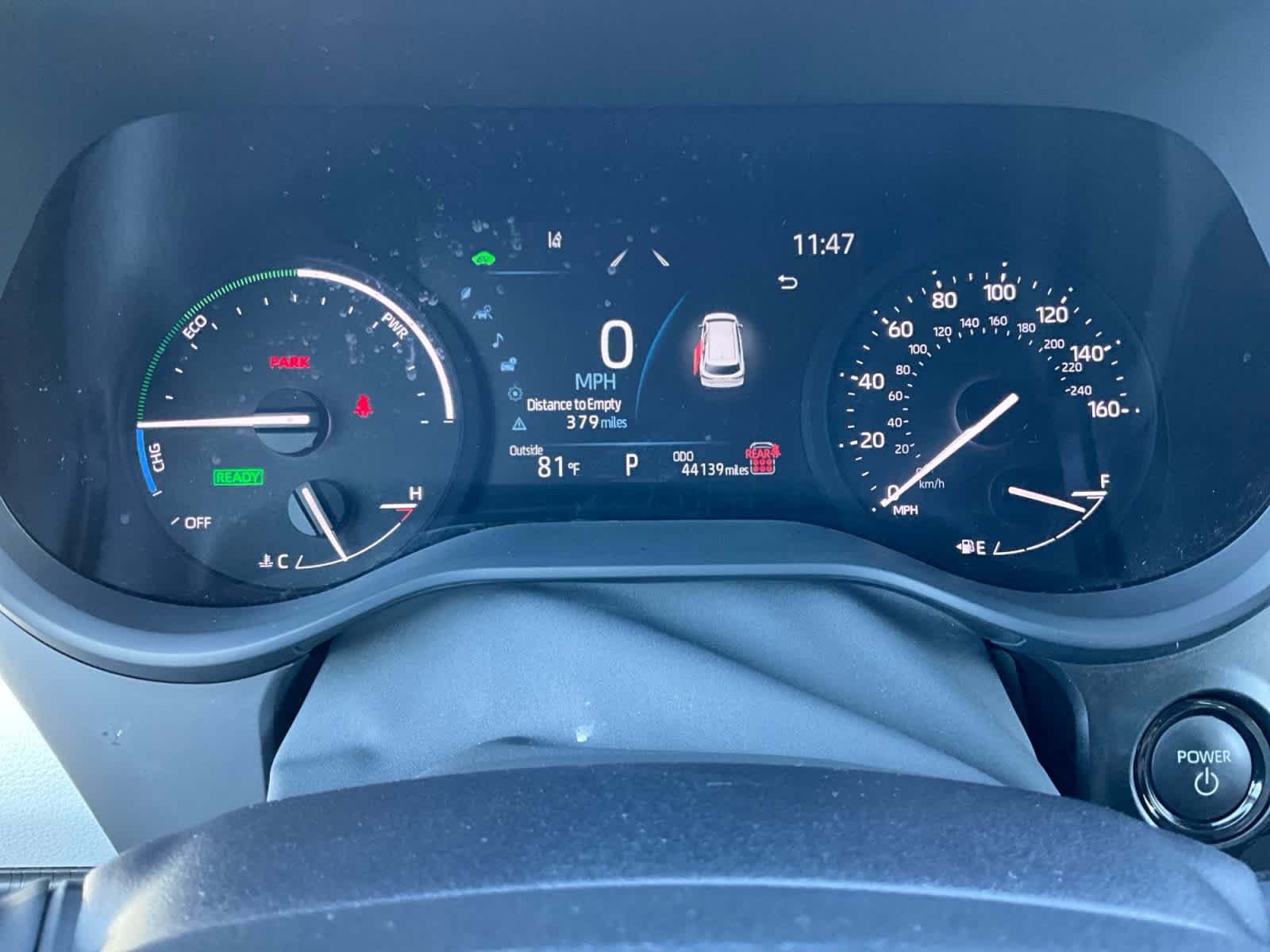 Used 2025 Toyota Sienna XLE FWD image 17