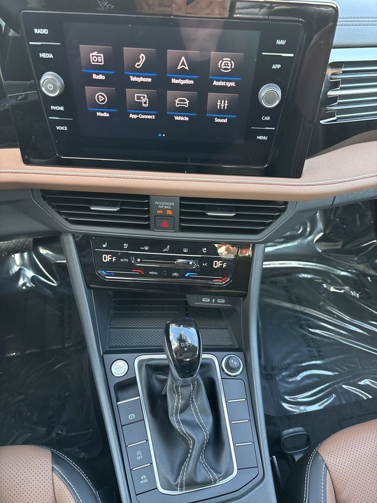 New 2026 Volkswagen Jetta SEL image 10