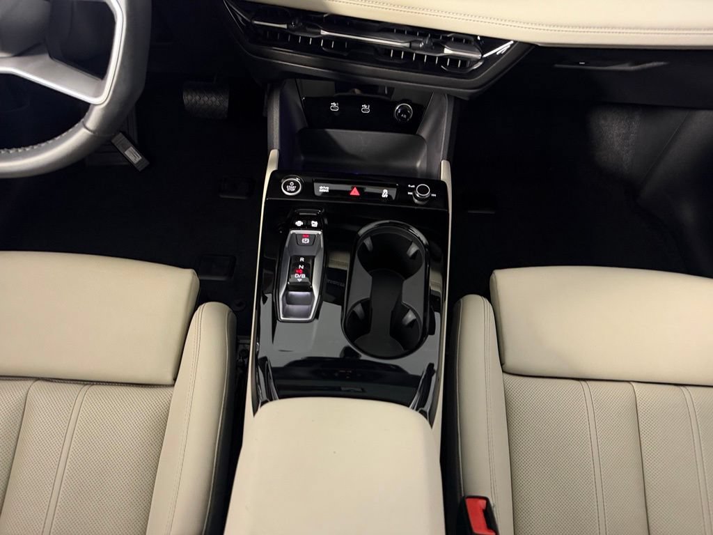 Used 2025 Audi Q6 e-tron Premium Plus w/ Premium Plus AWD/4WD image 20