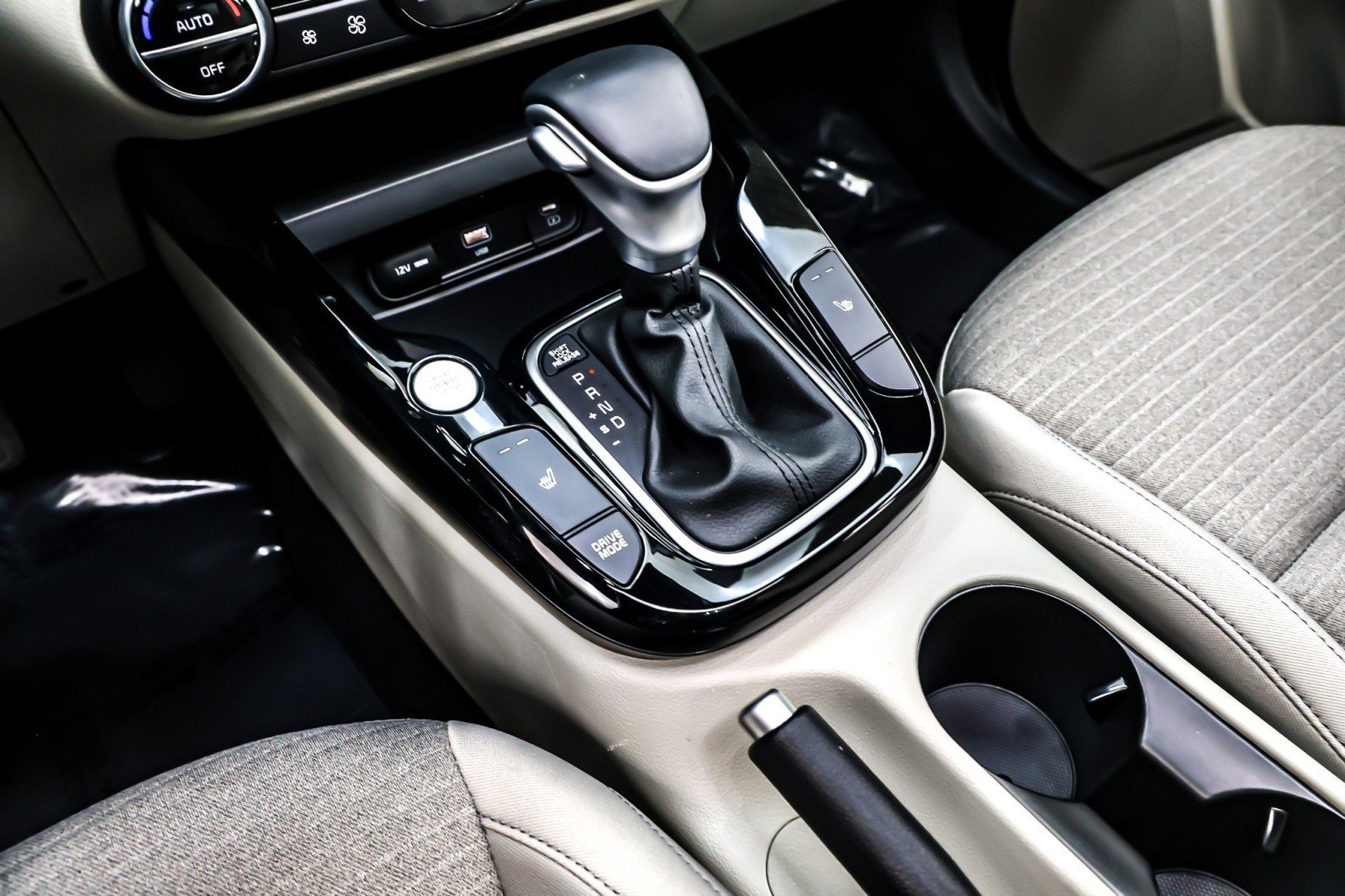 Used 2023 Kia Soul EX image 7