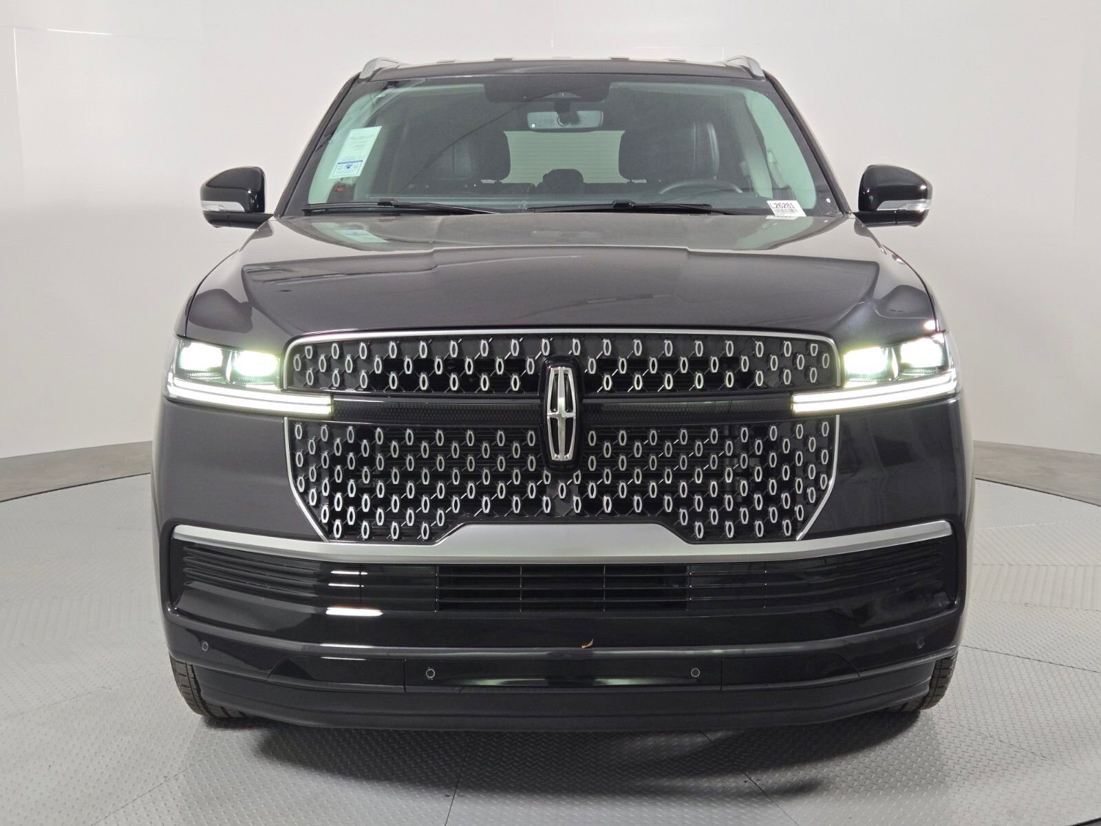 New 2026 Lincoln Navigator Premiere AWD/4WD image 10