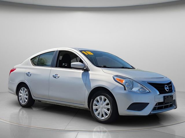 Used 2018 Nissan Versa SV image 9