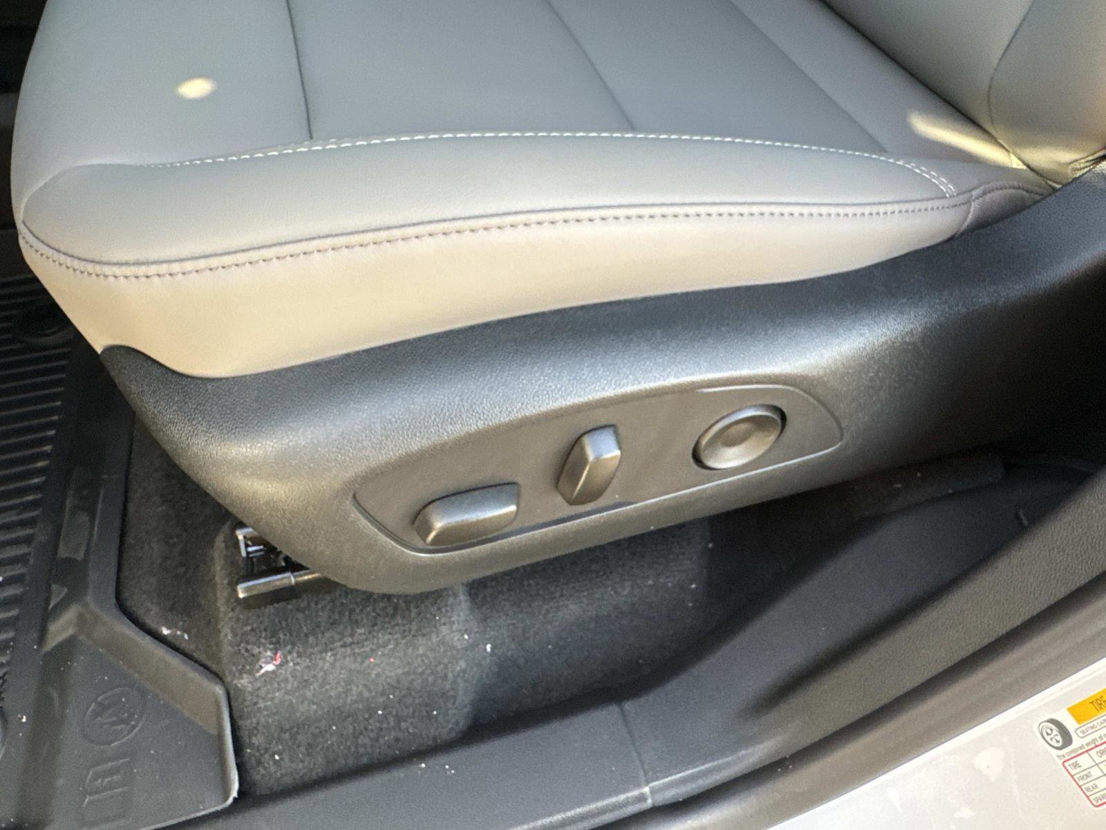 New 2026 GMC Acadia Elevation image 23