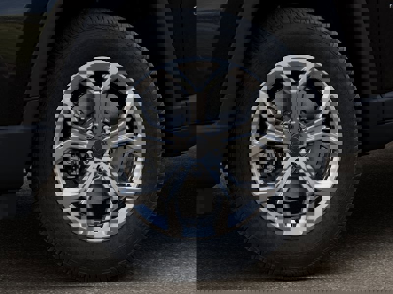 New 2025 Jeep Compass Latitude w/ Sun & Sound Group image 3