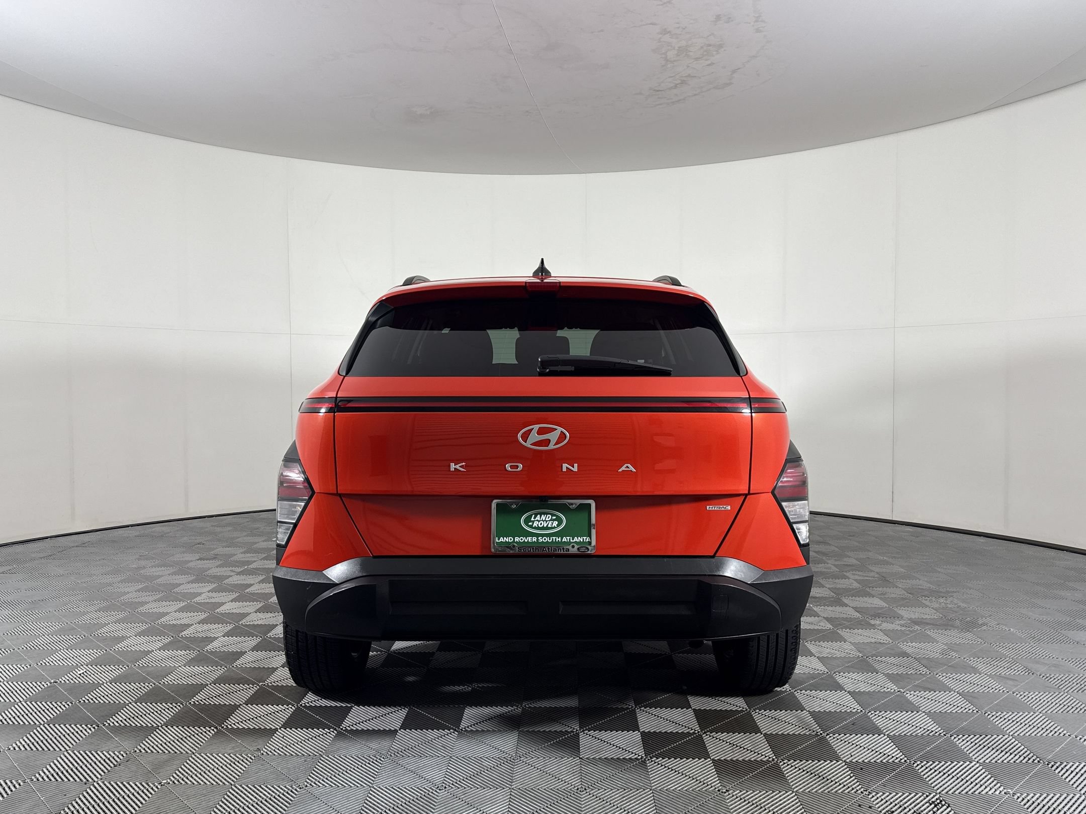 Used 2025 Hyundai Kona SEL AWD/4WD image 10