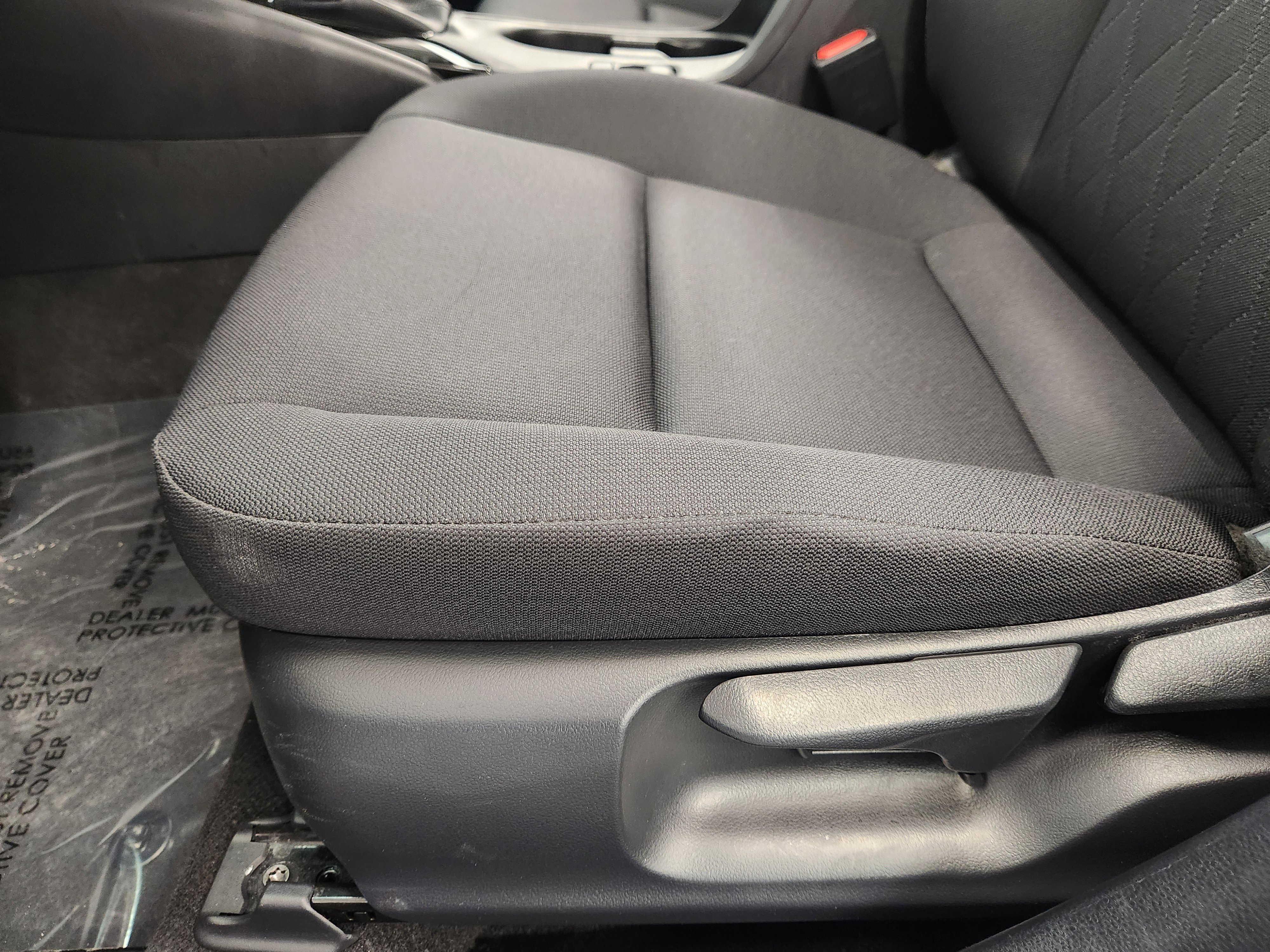 Used 2025 Toyota Corolla LE image 25