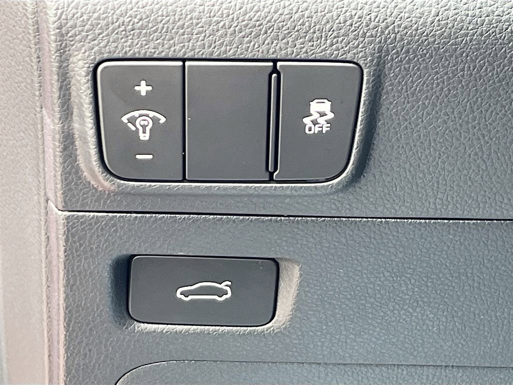 Certified 2025 Kia K5 GT-Line w/ GT-Line Premium Package image 16