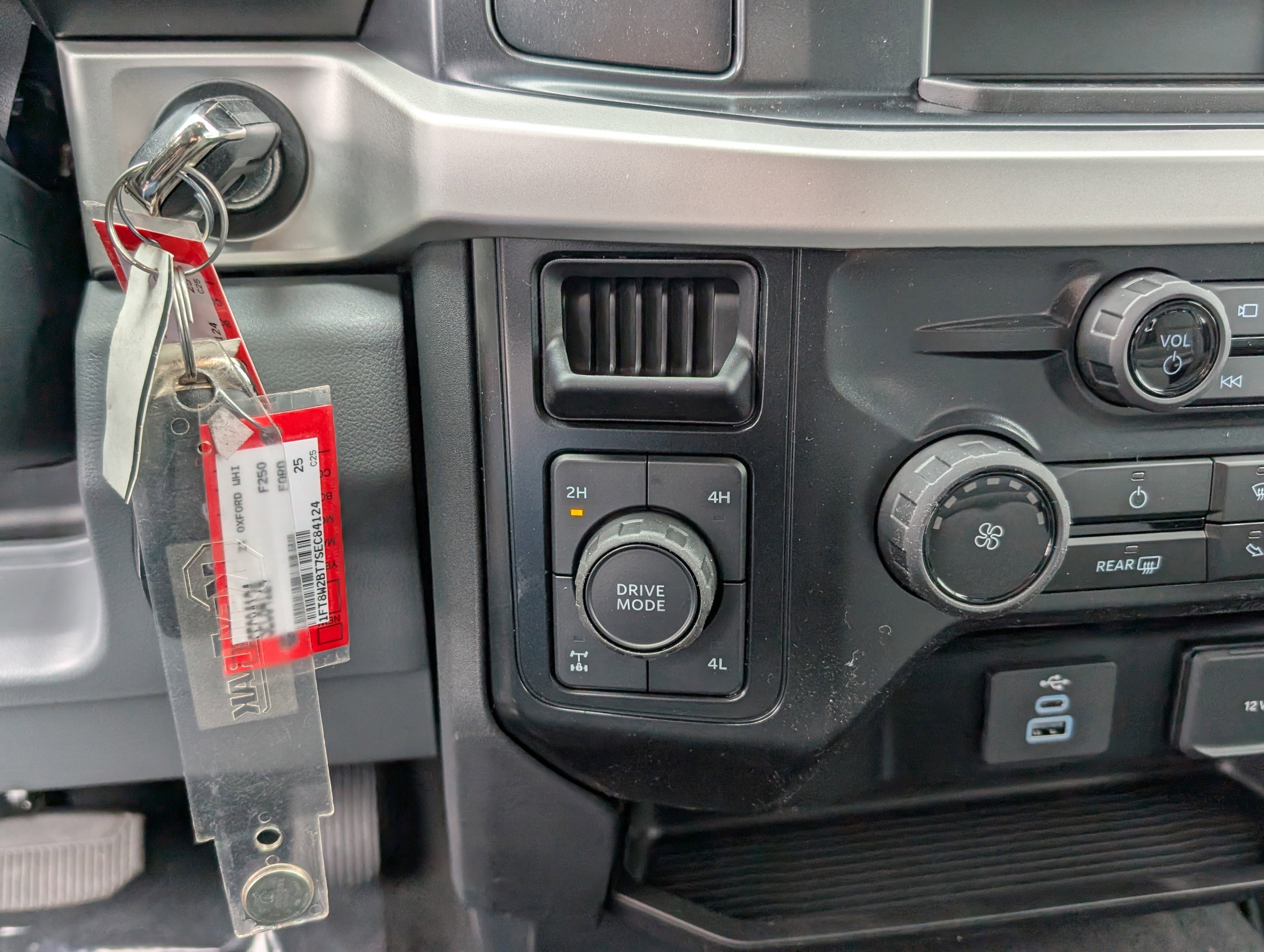 New 2025 Ford F250 XL w/ STX Appearance Package image 20