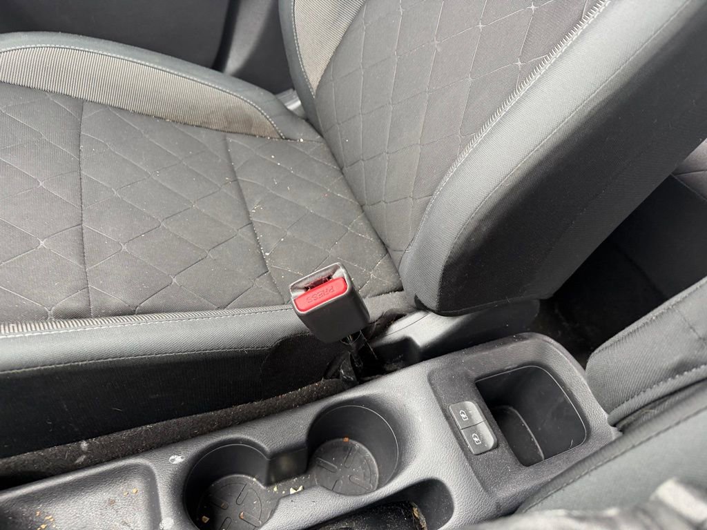 Used 2020 Nissan Kicks SV FWD image 25