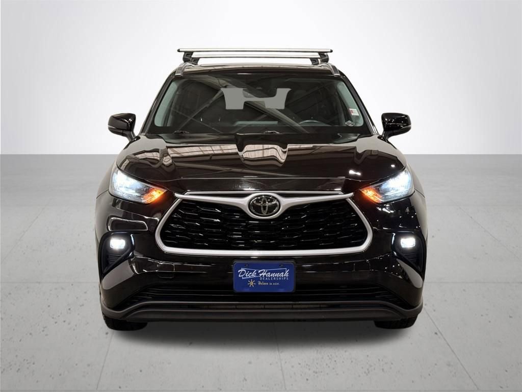 Used 2020 Toyota Highlander XLE image 4