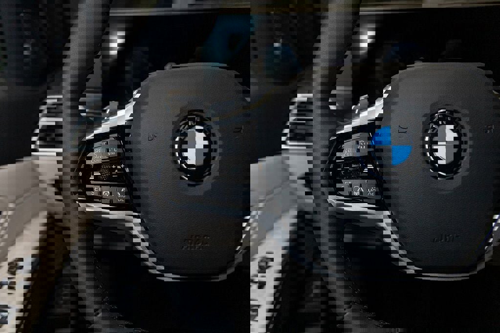 Used 2026 BMW 330i xDrive Sedan w/ Premium Package image 25