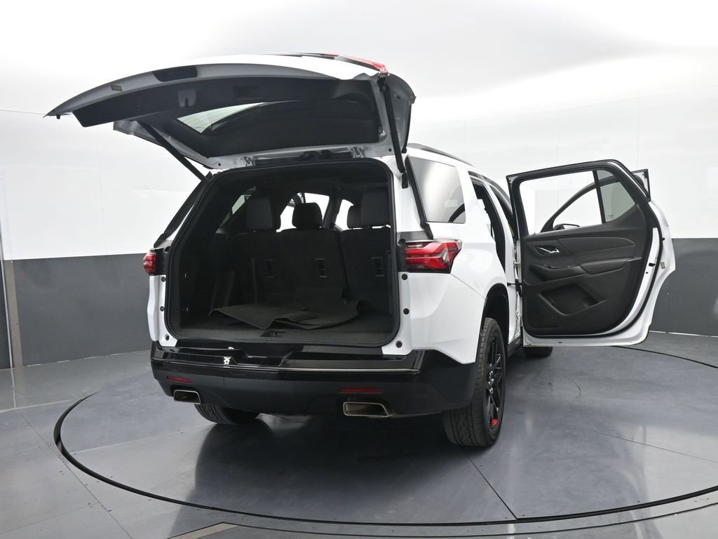 Used 2023 Chevrolet Traverse Premier w/ Redline Edition image 87