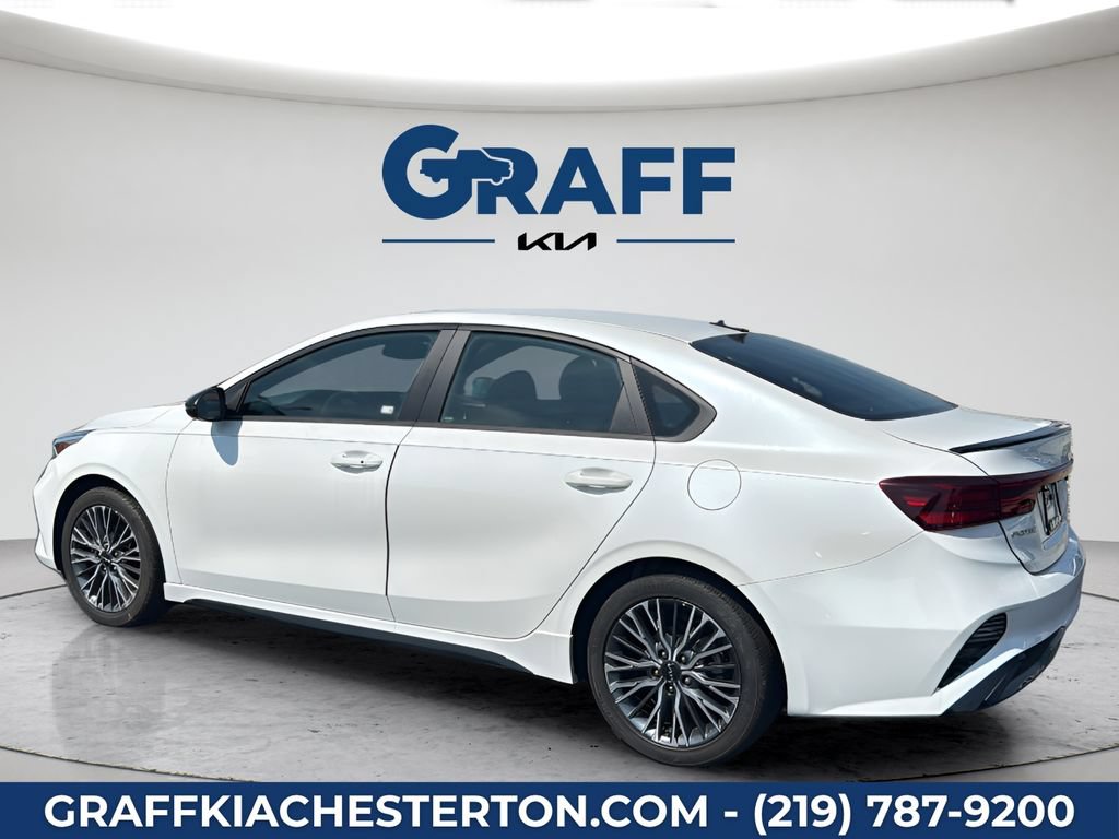 Used 2023 Kia Forte GT-Line FWD image 4