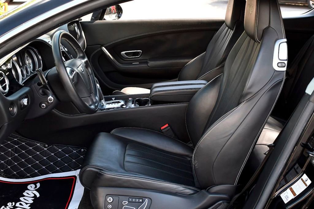 Used 2015 Bentley Continental GT image 23
