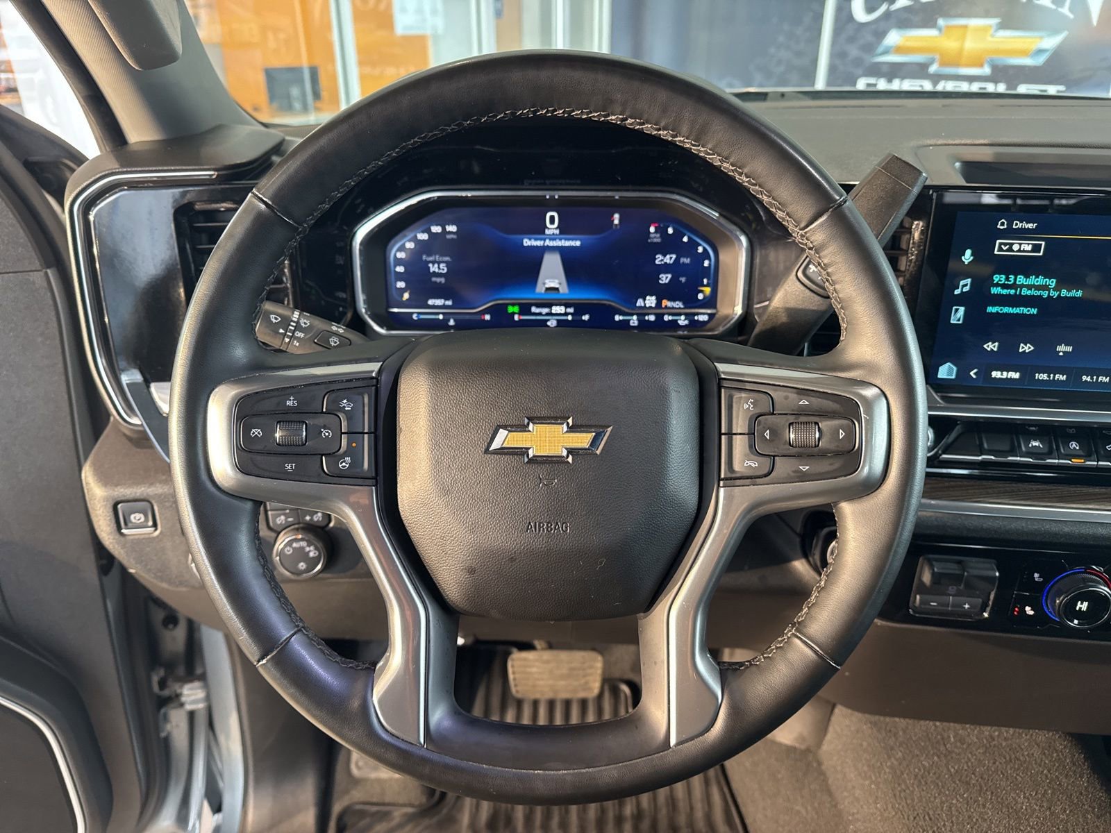 Used 2025 Chevrolet Silverado 1500 LT image 26