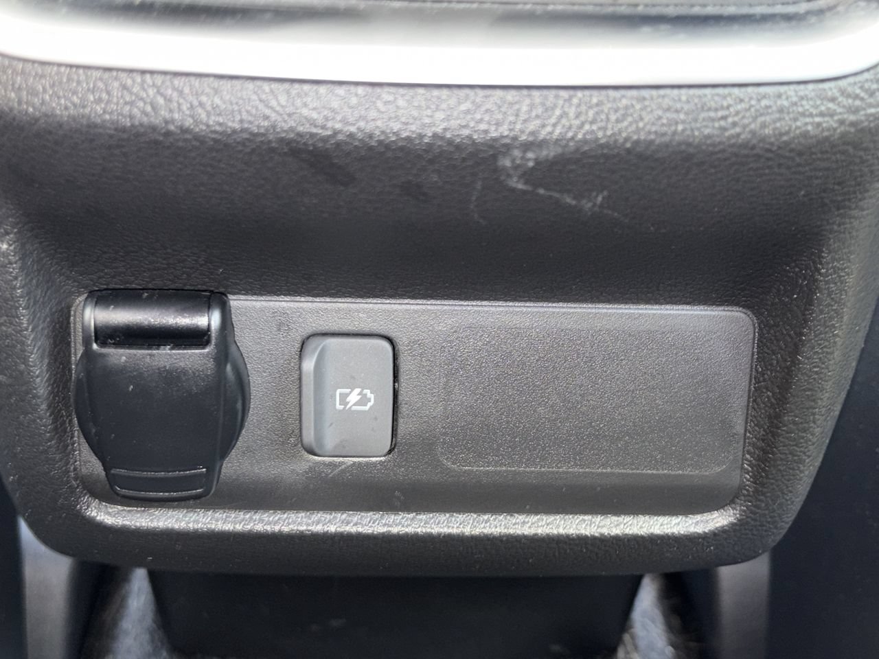 Used 2021 INFINITI QX50 Luxe FWD image 22