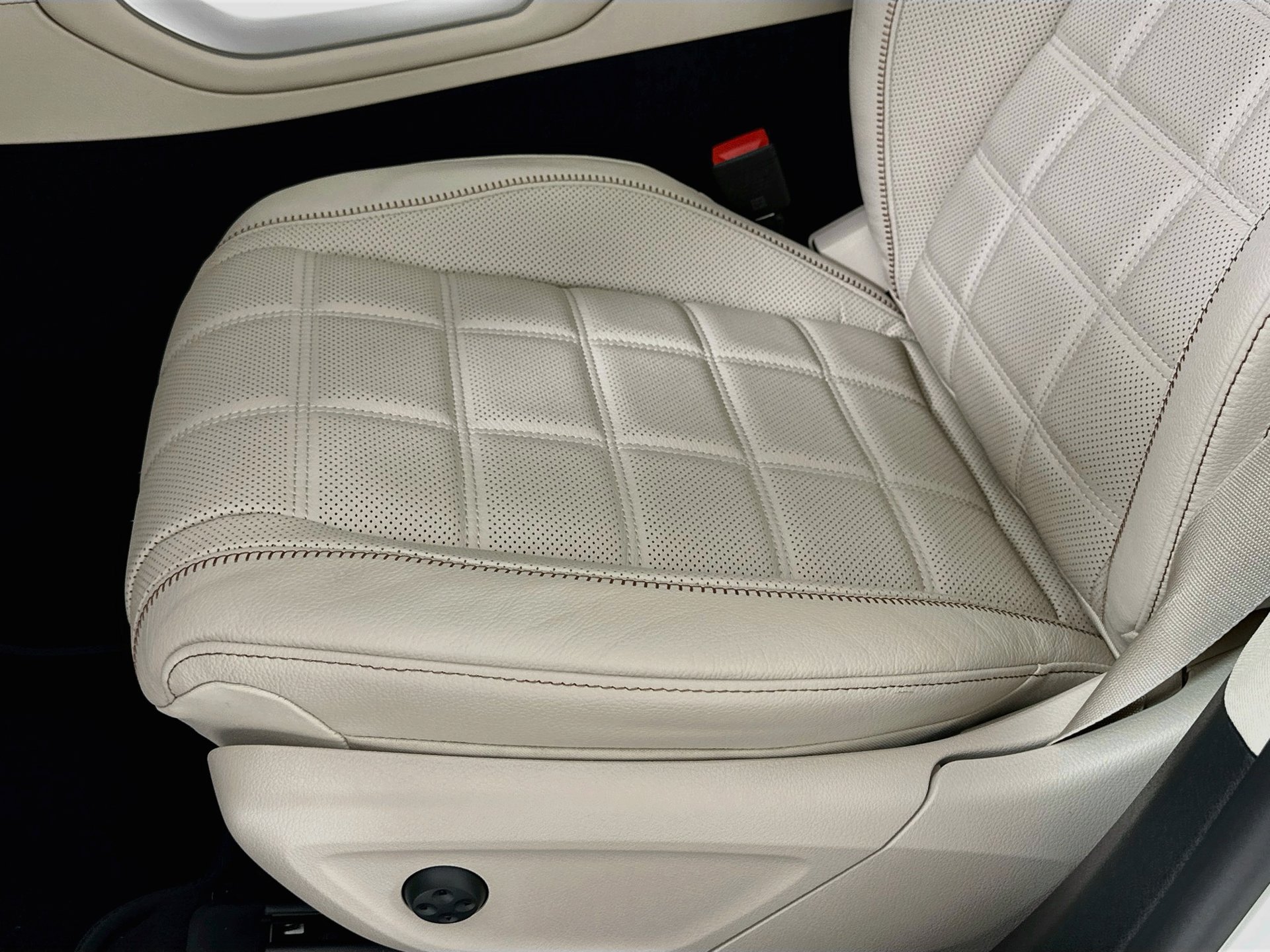 New 2027 Mercedes-Benz GLS 450 4MATIC image 20