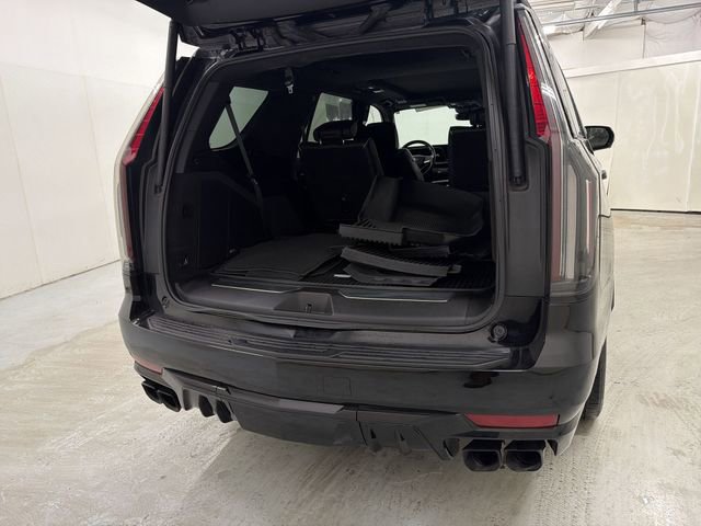 Certified 2024 Cadillac Escalade V w/ LPO, ONYX Package image 27
