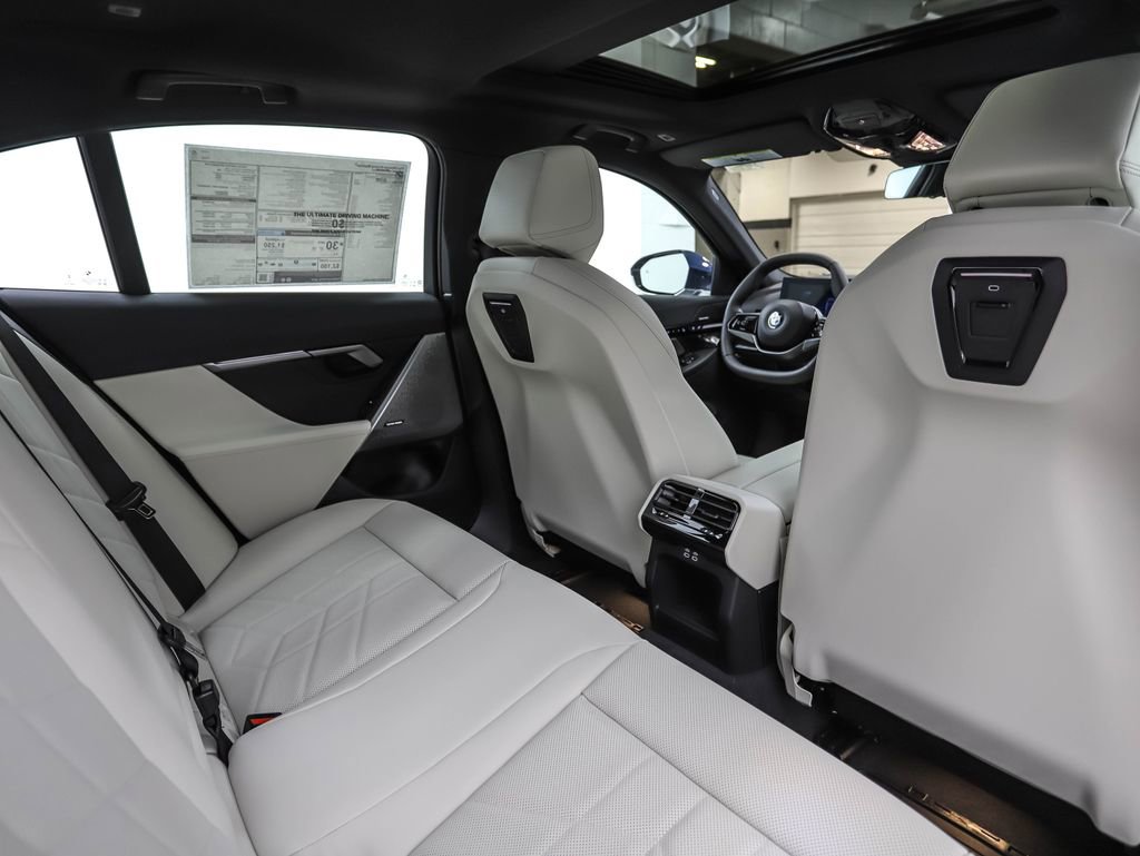 Certified 2025 BMW 530i xDrive w/ Premium Package image 26