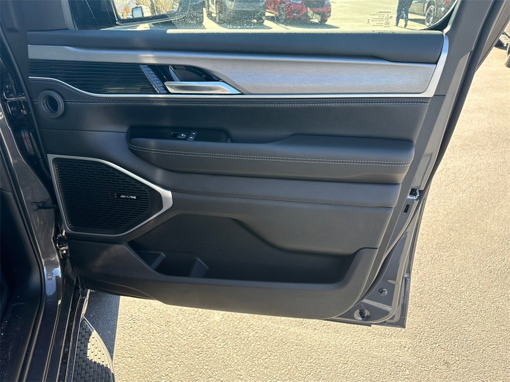 New 2026 Jeep Grand Wagoneer 4WD w/ Premium Group I image 21