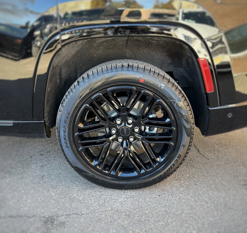 New 2026 Jeep Grand Wagoneer Limited image 16