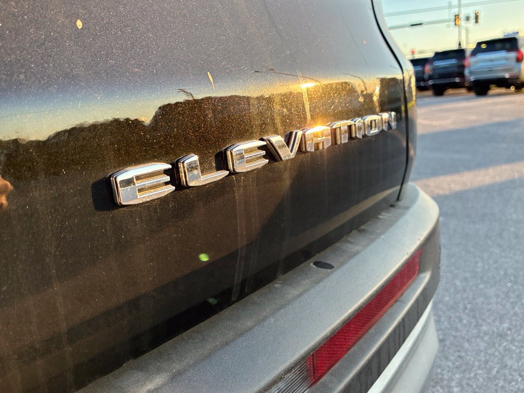 Used 2026 GMC Acadia Elevation w/ Elevation Premium Package FWD image 15